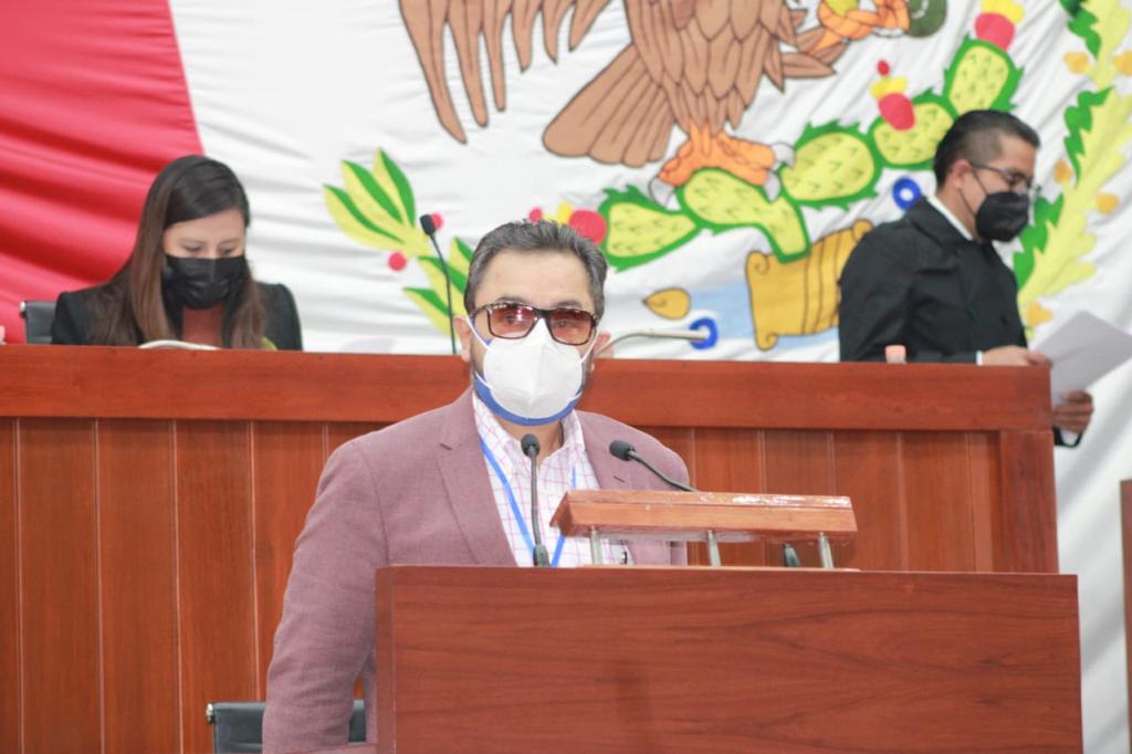 Presenta Comisión Especial de juicio político denuncia en contra de titular del OFS